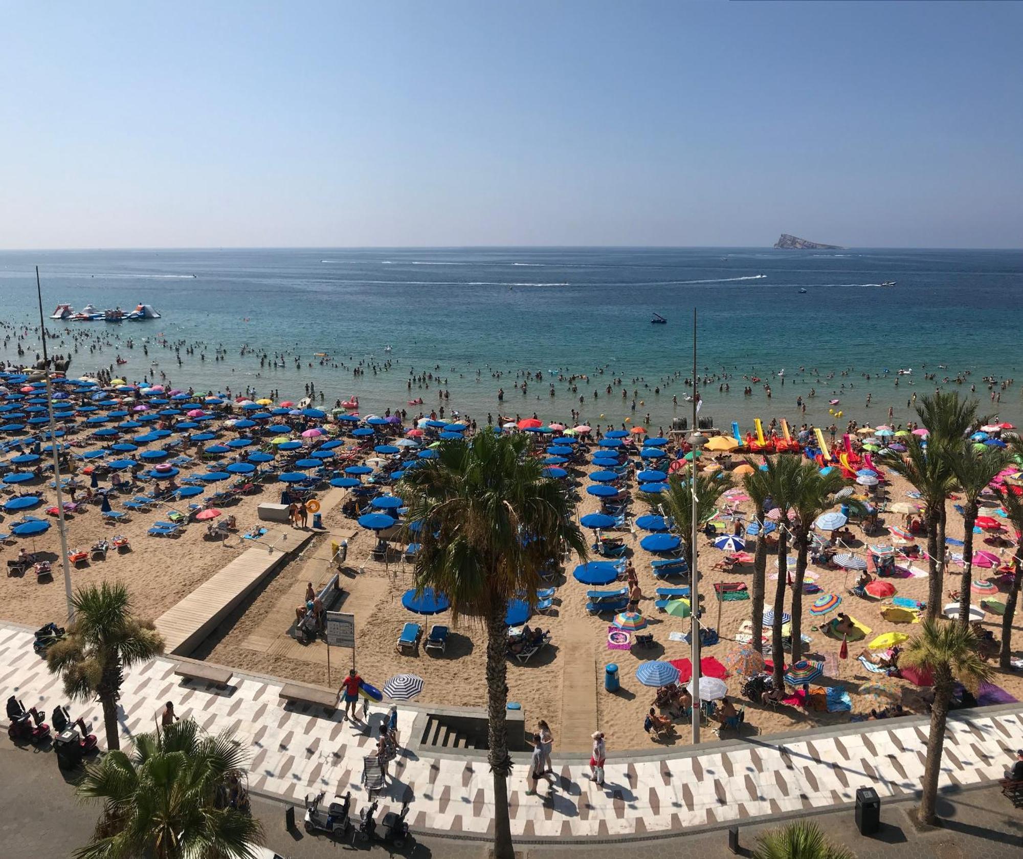 Principado Levante Blueline Benidorm Bagian luar foto