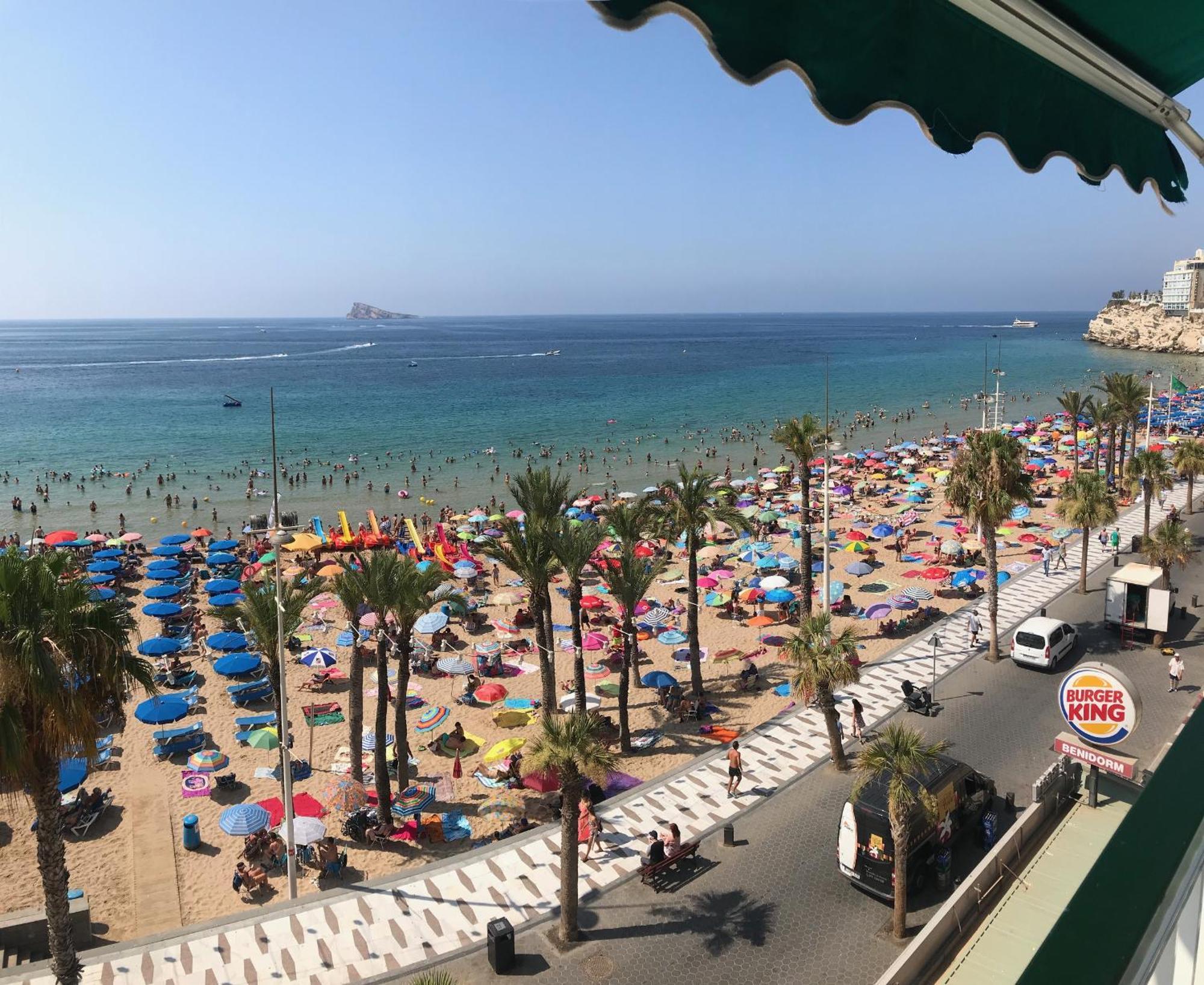 Principado Levante Blueline Benidorm Bagian luar foto